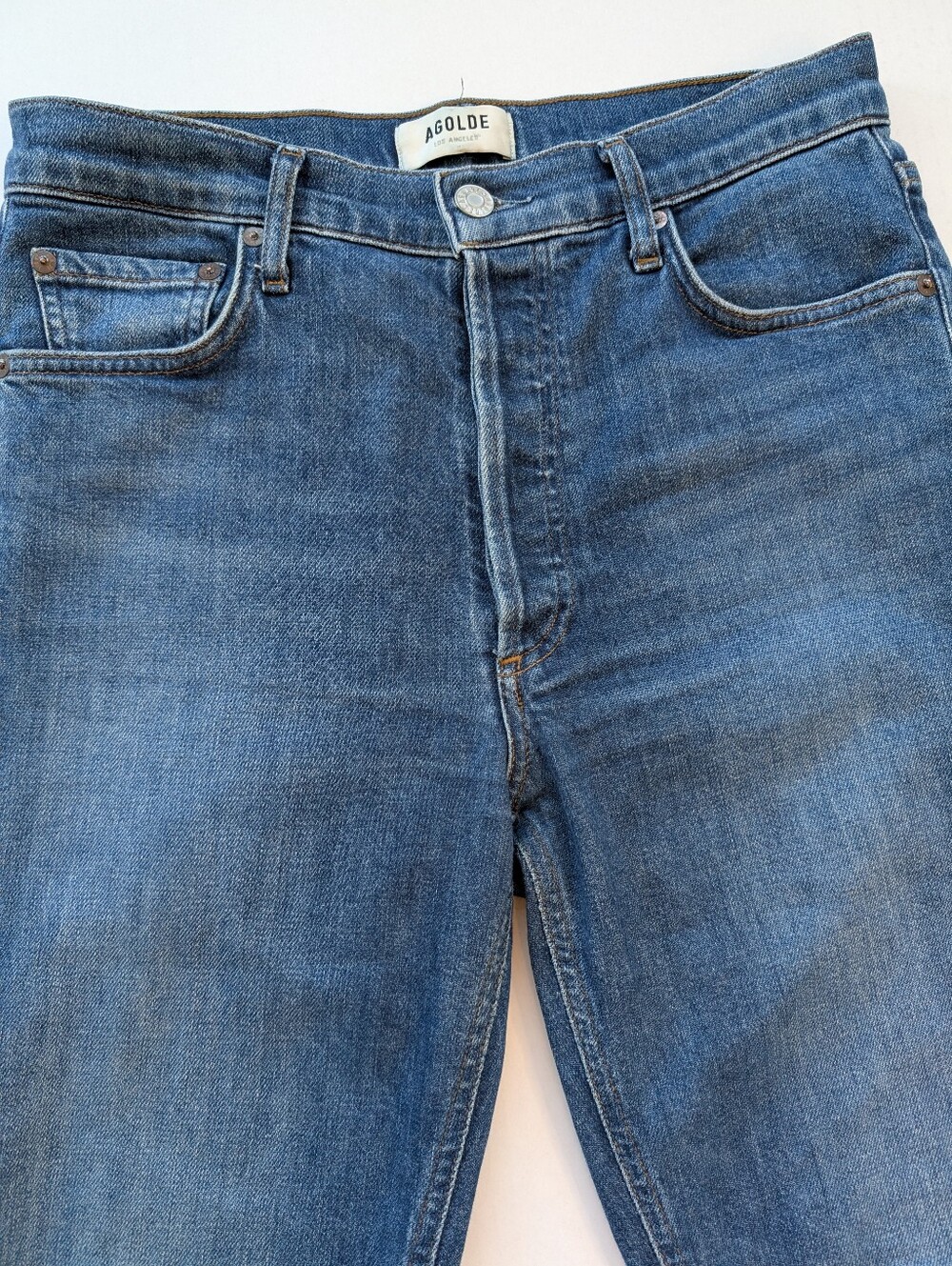 Agolde Nico Slim Straight Jeans in Dark Blue Denim (Fixation) - Picture 4 of 13